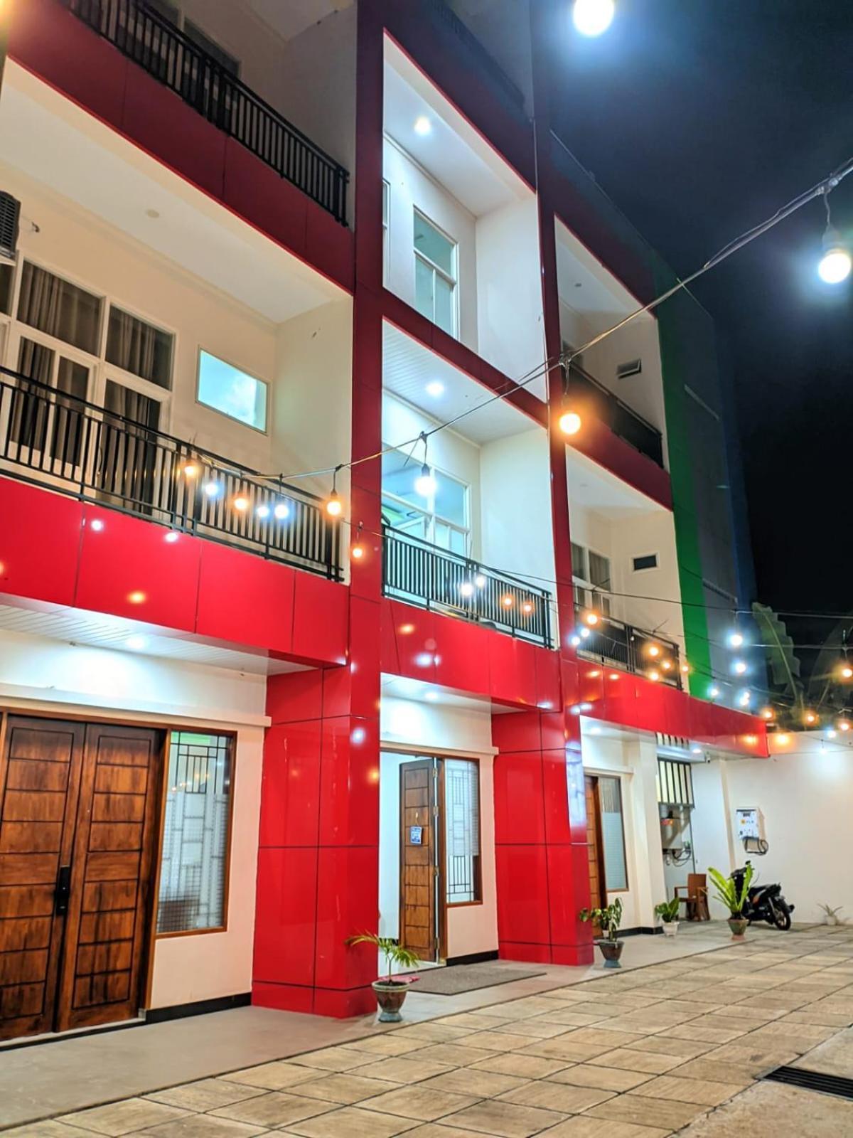 Dj Hotel Raha Extérieur photo